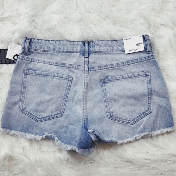 Forever 21 High Rise Shorts - Picture 2 of 4